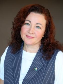 Попова Елена Владимировна